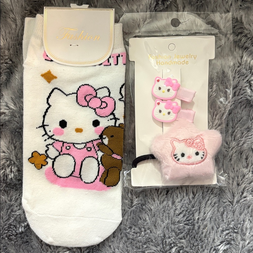 Hello Kitty Bundle - Picture 9 of 15